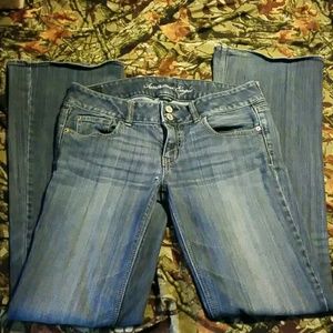 American Eagle artist  10L